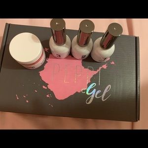 Selling Peppi gel beginners kit! One color only!